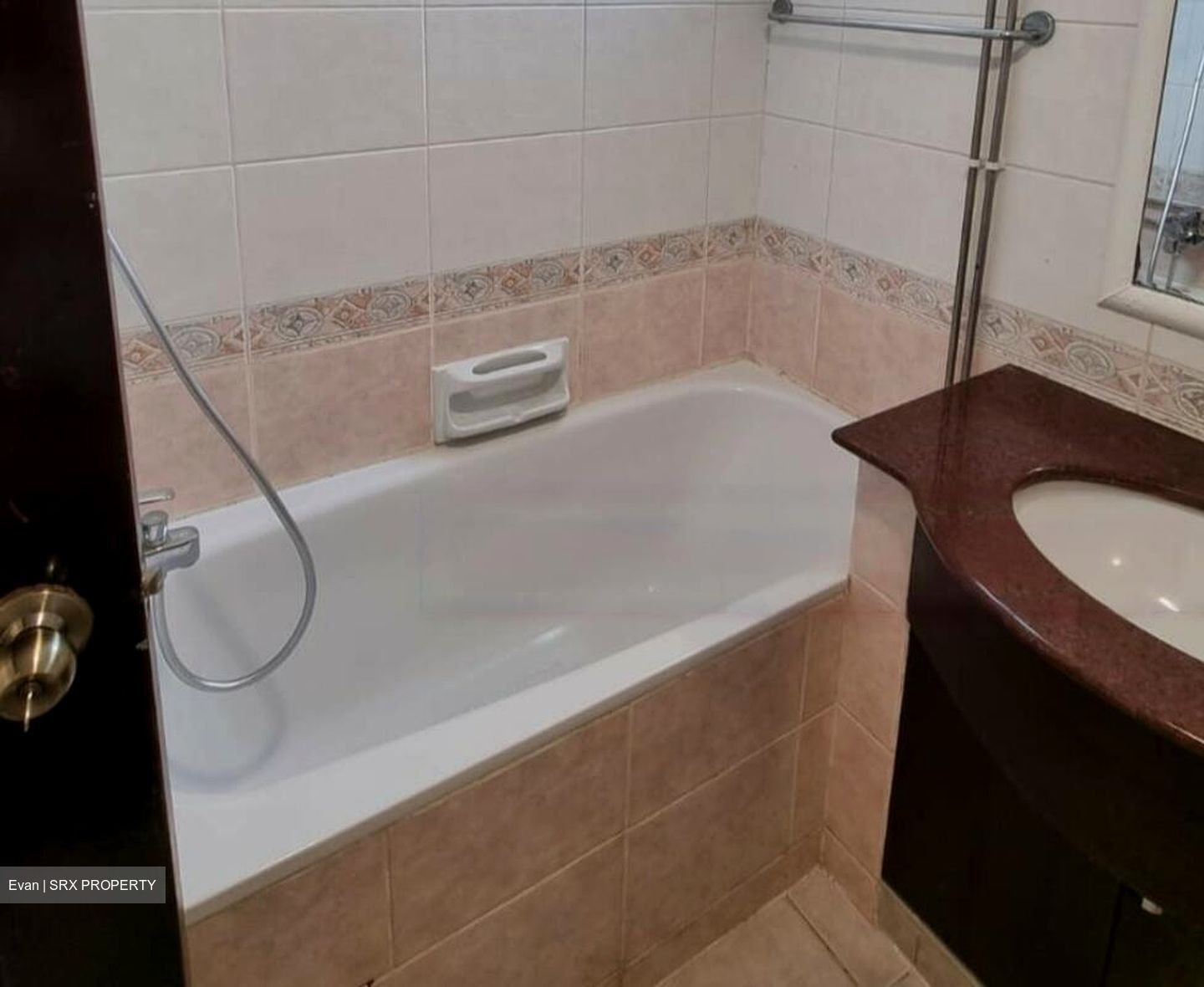 Eastvale (D18), Condominium #632954511